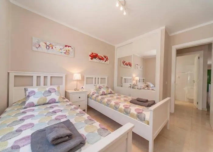 Bandama 14! 2 Bedroom Newly Renovated Bungalow, Pocillos, Puerto Del Carmen. 度假居 卡门港