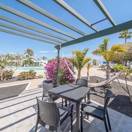 Bandama 14! 2 Bedroom Newly Renovated Bungalow, Pocillos, Puerto Del Carmen. * פוארטו דל כרמן