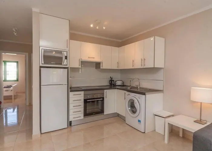 Bandama 14! 2 Bedroom Newly Renovated Bungalow, Pocillos, Puerto Del Carmen. 펜션 *